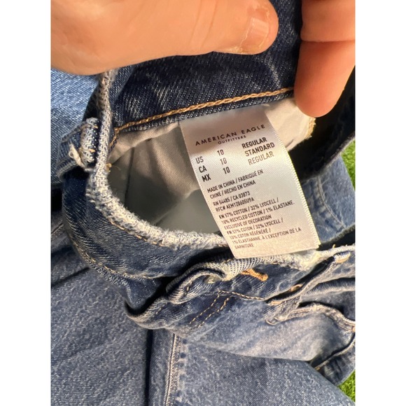 American Eagle Women High Waisted Straight Leg Jeans Medium Wash Distressed 10 - Picture 6 of 9